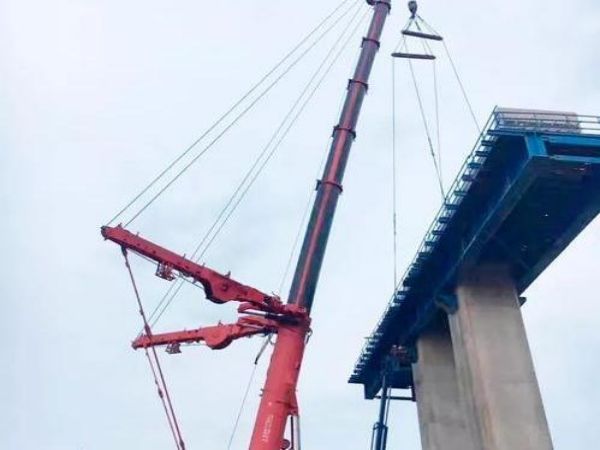 福州市吊车出租电话_吊车出租公司：吊车如何稳钩